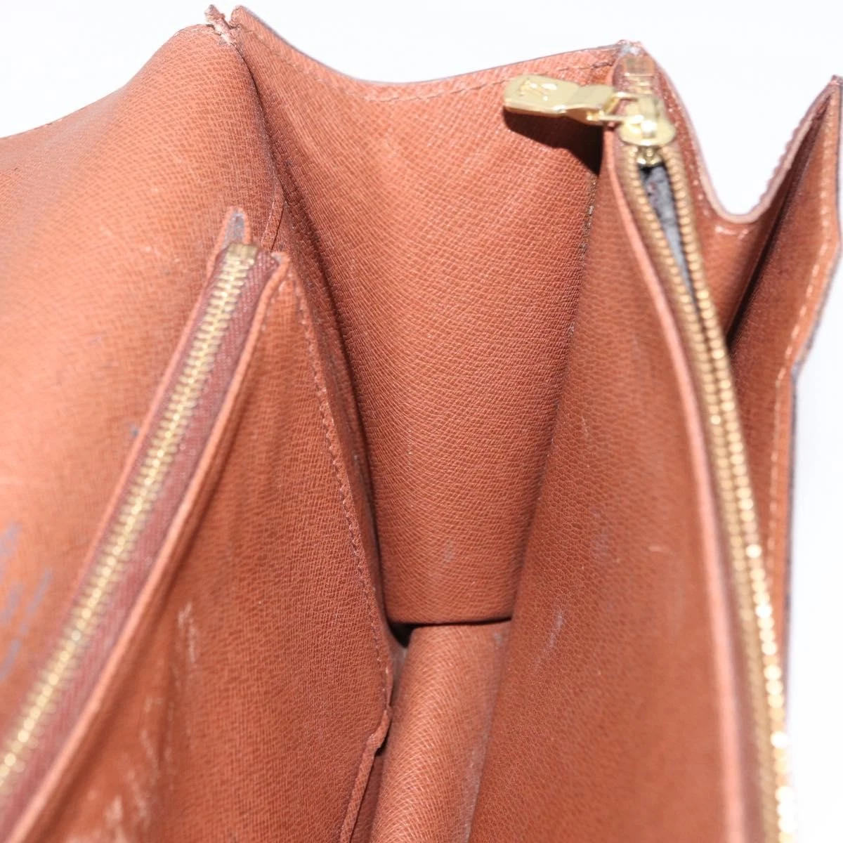 $1290 1994 LOUIS VUITTON Monogram Concorde A20994