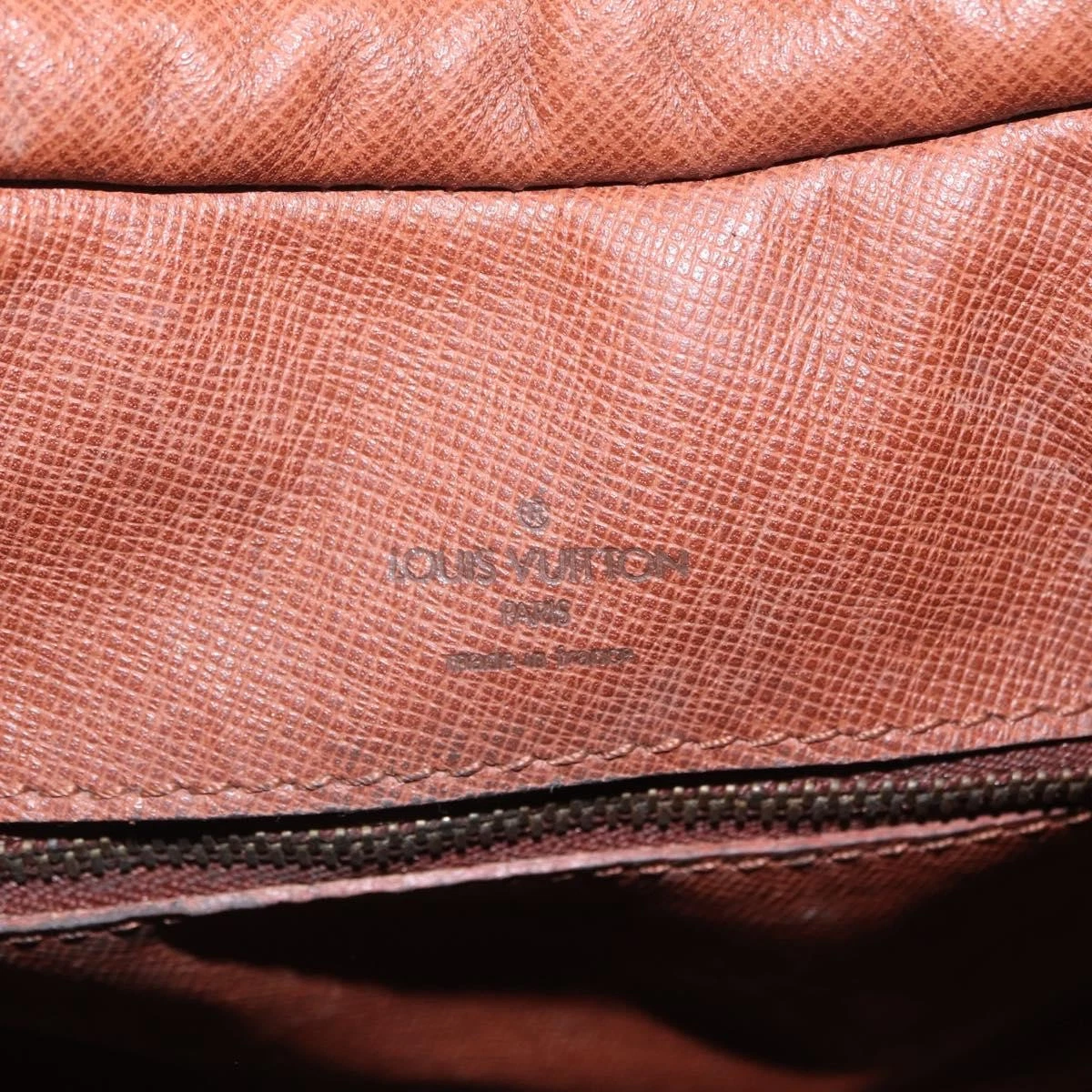 $1450 1992 LOUIS VUITTON Monogram Boulogne 35 Shoulder Bag  8912