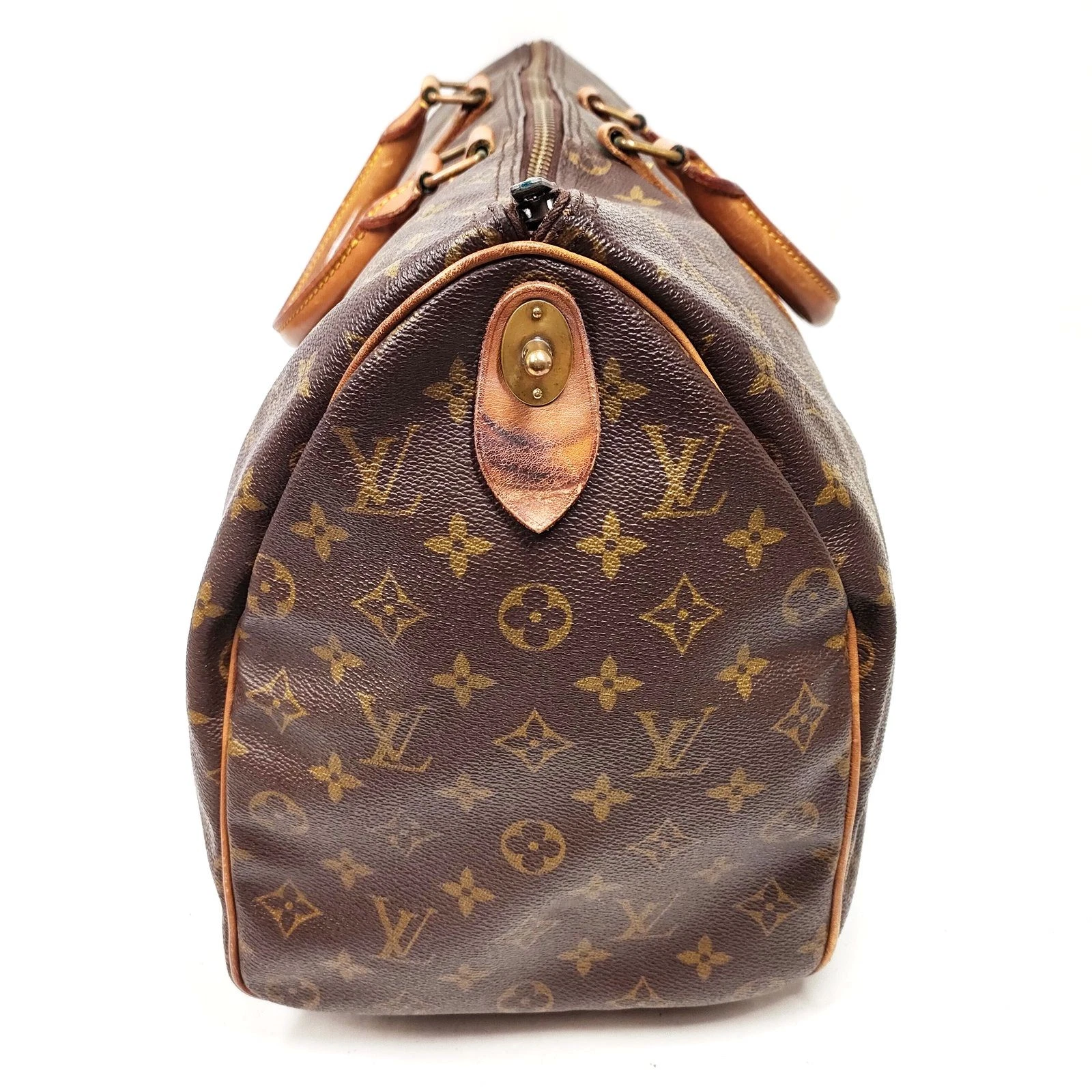 $1440 1982 Louis Vuitton Monogram Keepall 45 SA822