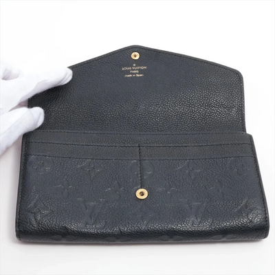 $1060 Louis Vuitton Empreinte Sarah Wallet NM Black