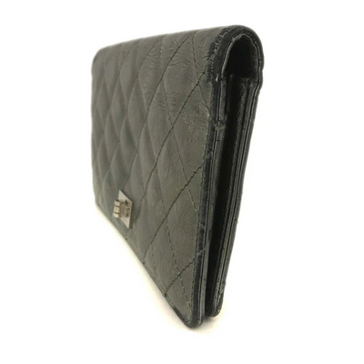 $950 2008 Chanel Lambskin Quilted 2.55 Flap Long Bifold Wallet Silver