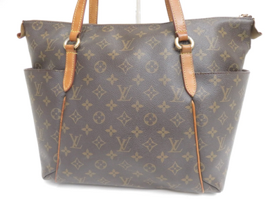 $1,590 2012 Louis Vuitton Monogram Totally MM SD2122