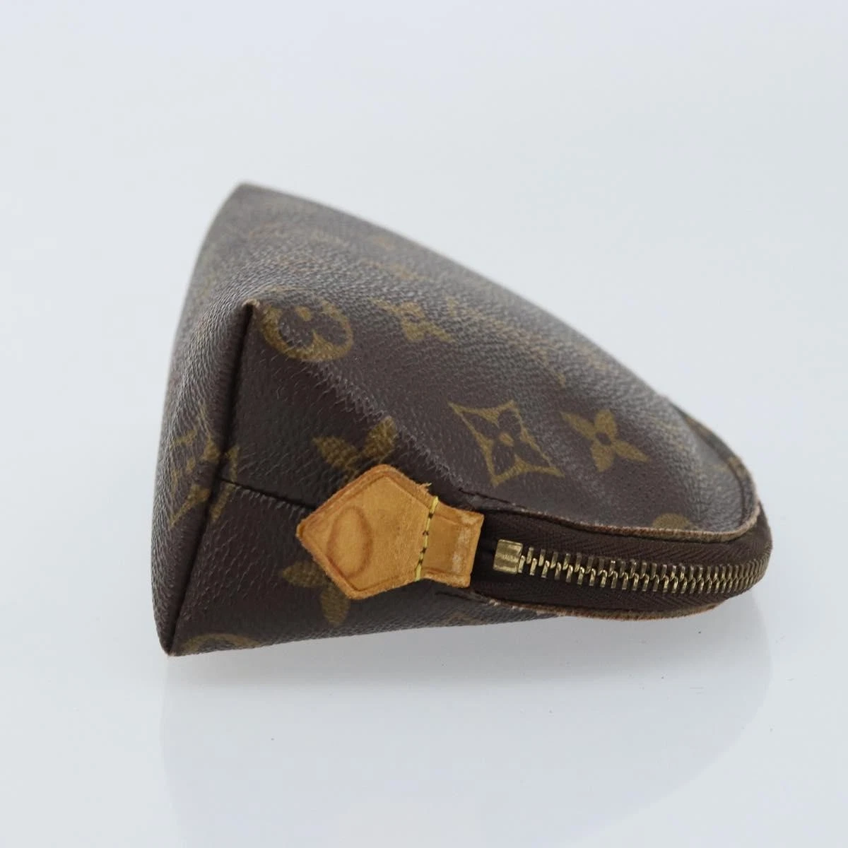 $625 2000 LOUIS VUITTON Monogram Cosmetic Pouch CA1010