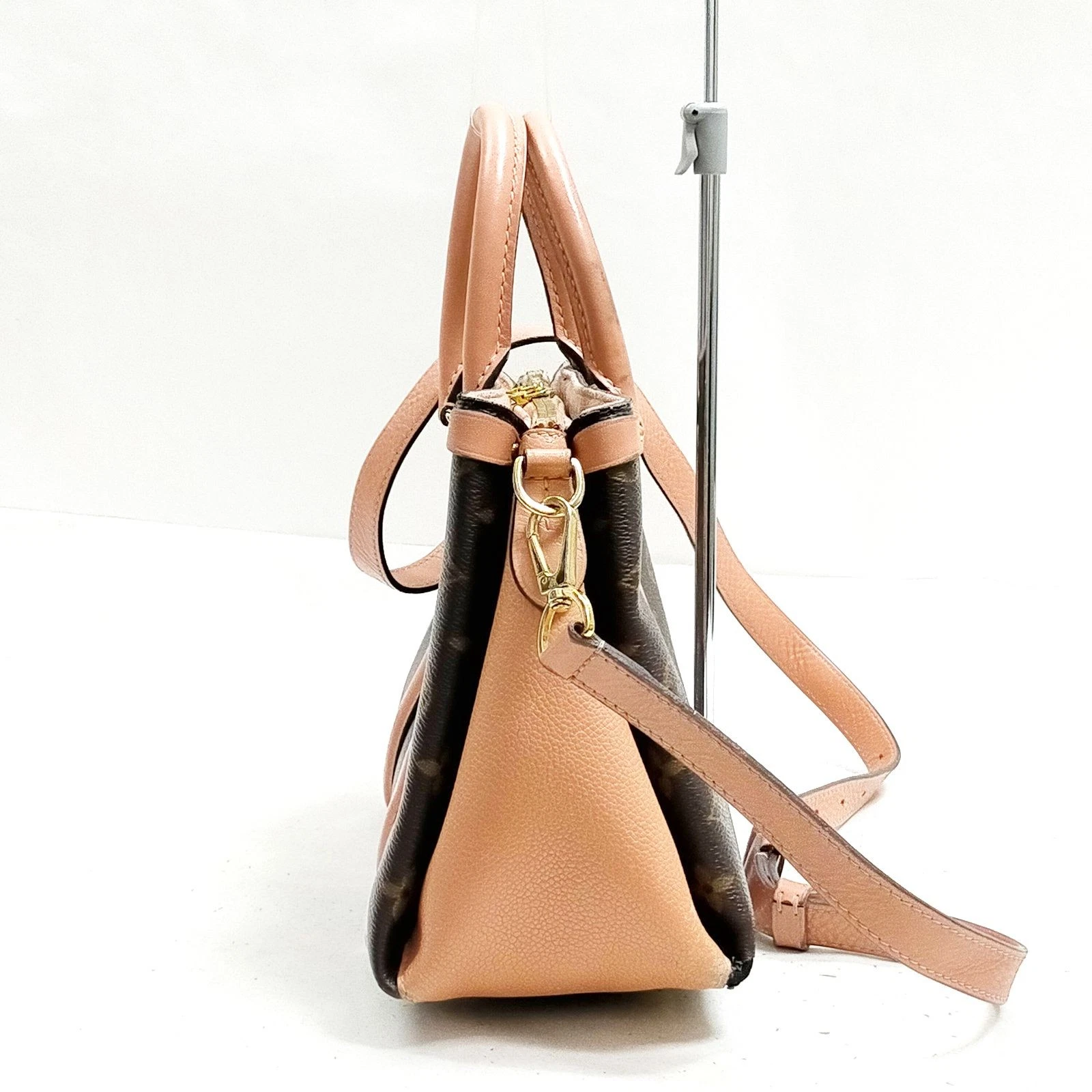 $2560 2019 Louis Vuitton Soufflot BB Monogram Peach Shoulder Bag Cloth CA4129