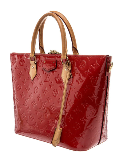 $2350 2014 LOUIS VUITTON Vernis Montebello MM Red