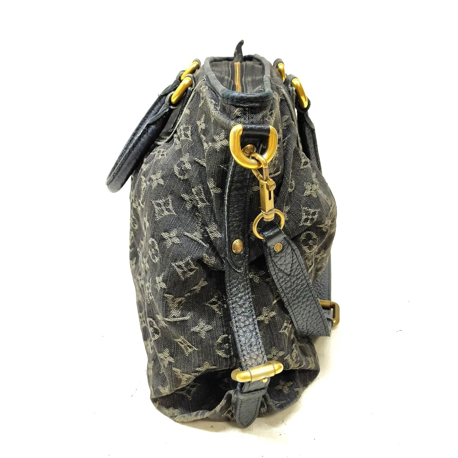 $1965 2007-2009  Louis Vuitton Denim Neo Cabby MM Black