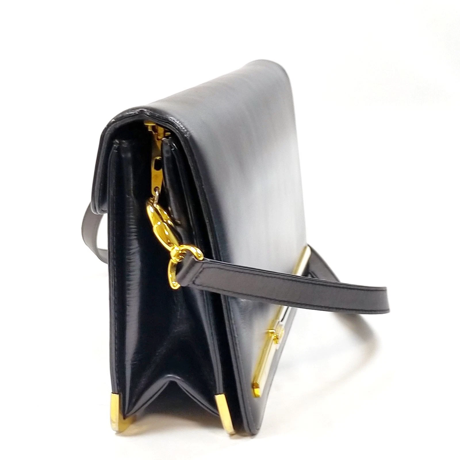 $1290 Christian Dior Shoulder Bag Black Leather