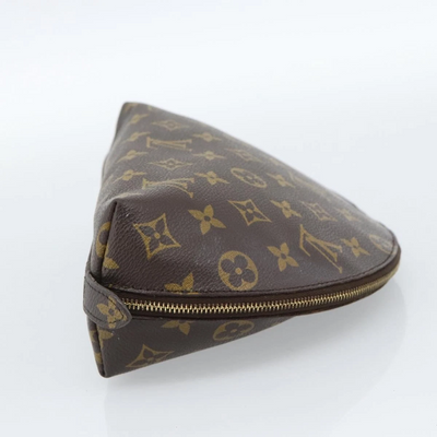 $620 2002 LOUIS VUITTON Monogram Trousse Demi Ronde TH0022