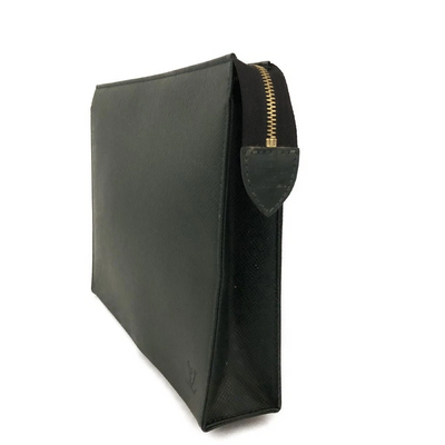 $1420 1995 Louis Vuitton Taiga Poche Toilette 26 Cosmetics Pouch Epicea TH1915