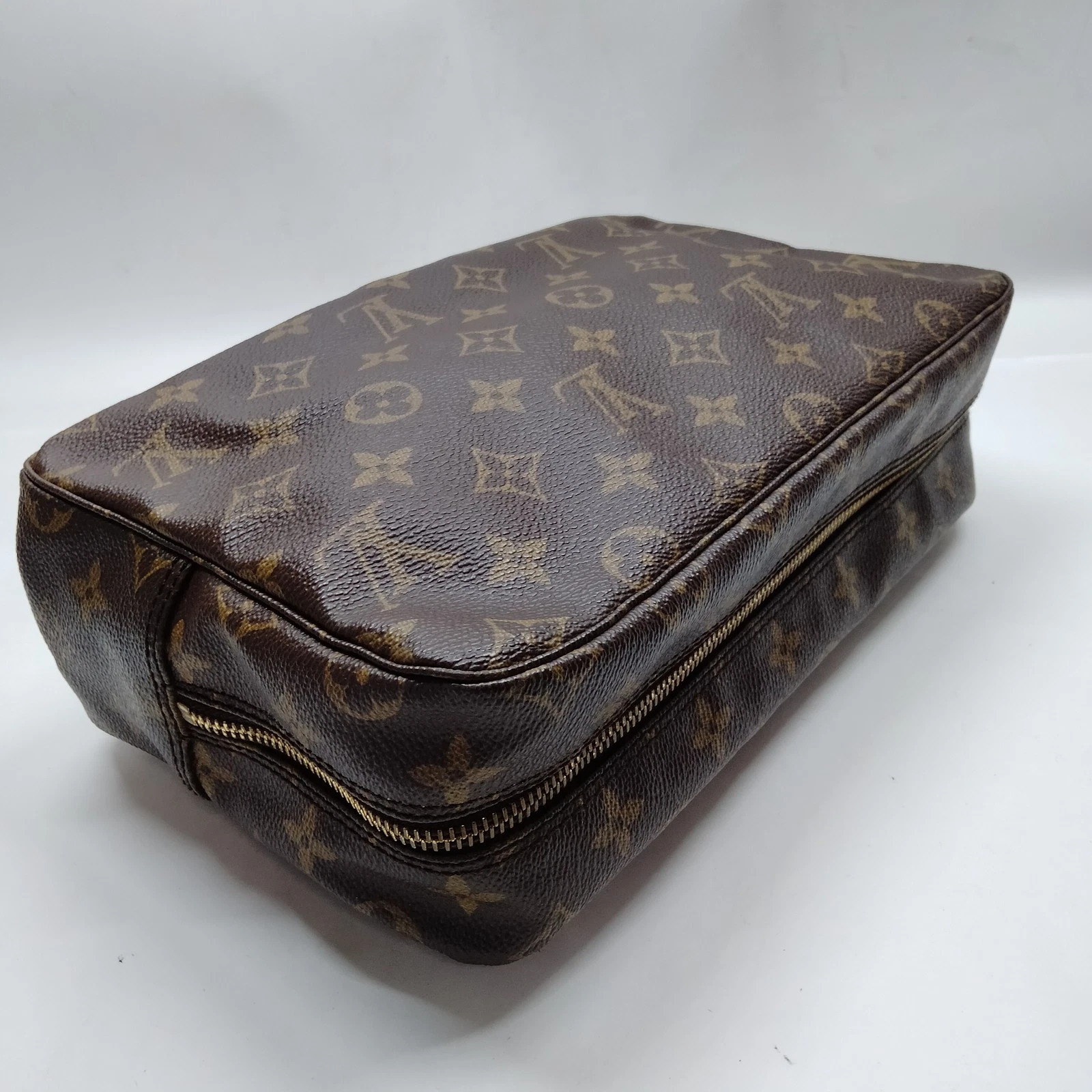 Louis Vuitton Cosmetic Pouch TrousseToilette 28 Brown Monogram 881TH