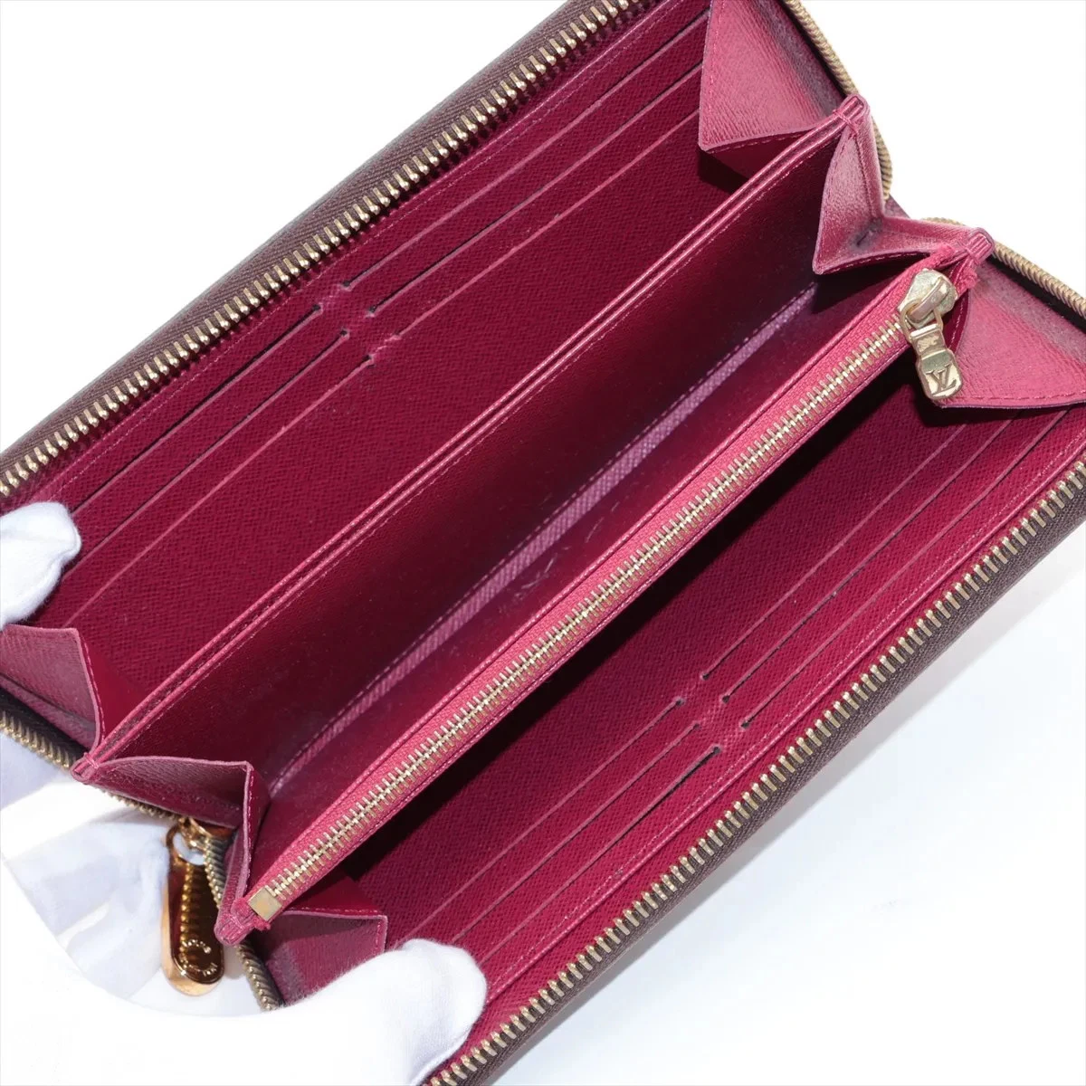 $915 LM0280 2020 Louis Vuitton Monogram Zippy Wallet Fuchsia