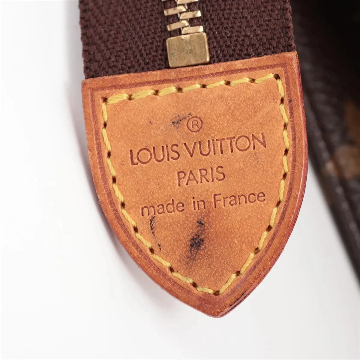 $540 Louis Vuitton Monogram Toiletry Pouch 19
