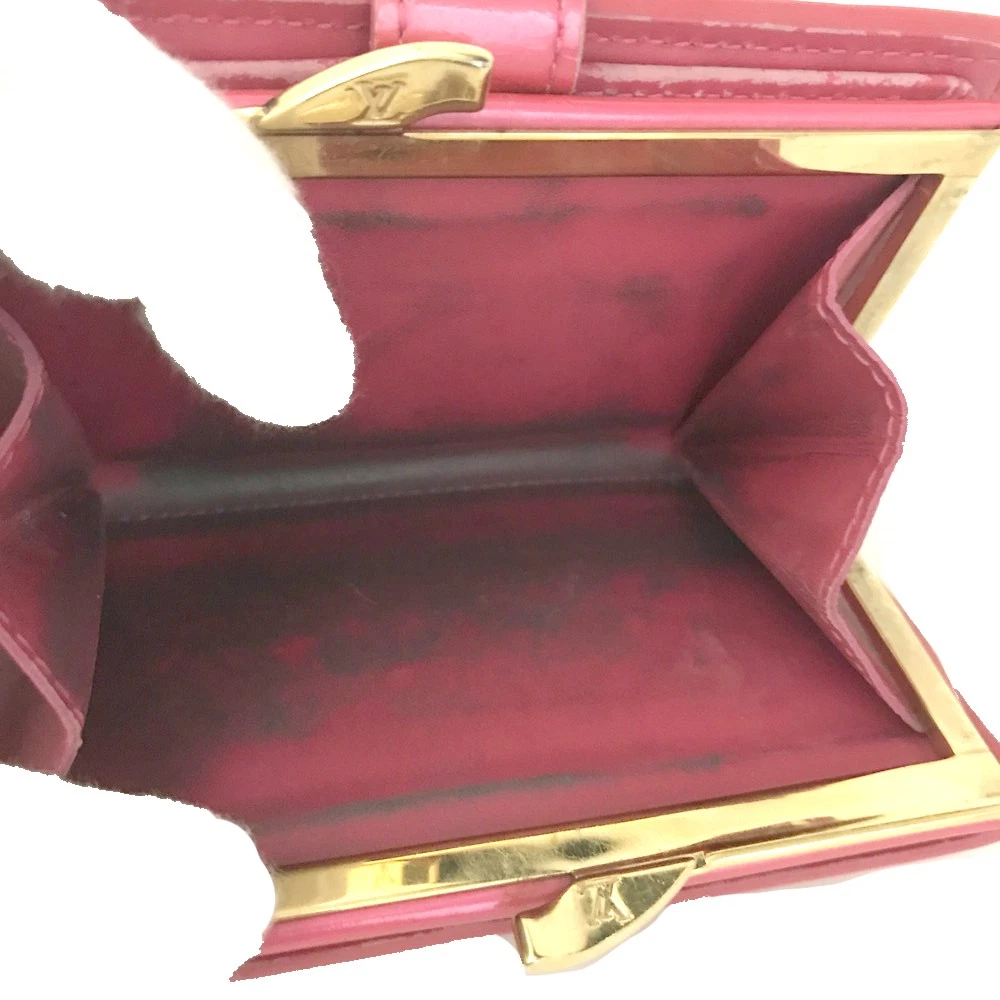 $950 2003 Louis Vuitton Monogram Vernis Pink Kisslock French Wallet MI0013