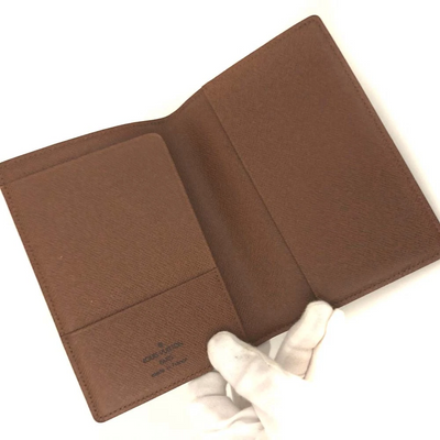 $400 Louis Vuitton Monogram Couverture Passeport Case Brown MI1918