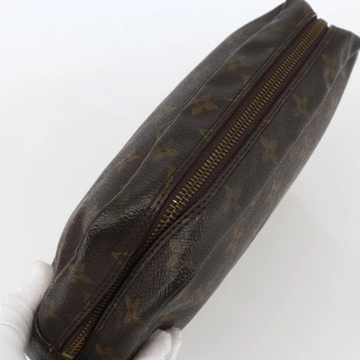 $600 1988 LOUIS VUITTON Monogram Trousse Toilette 23 881TH