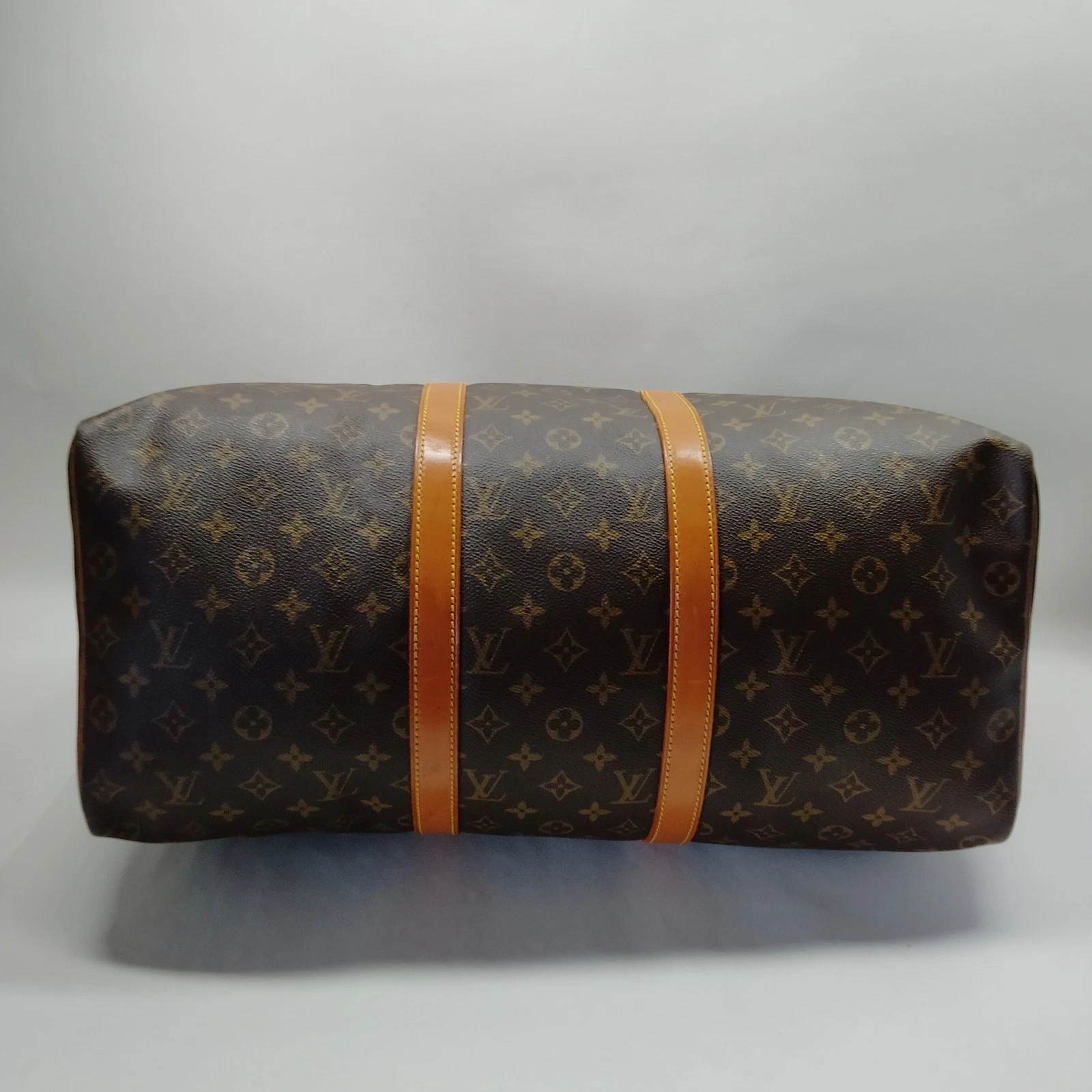 $1440 1988 Louis Vuitton Monogram Keepall 50 VI882