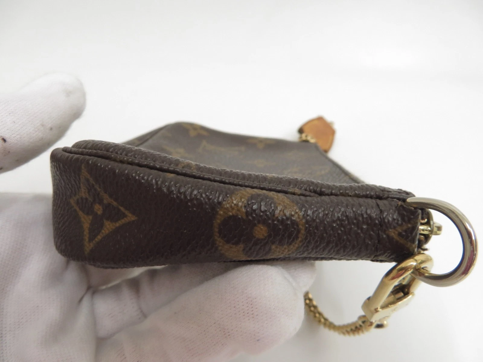 $845 2015 Louis Vuitton Monogram Mini Pochette Accessories SF2115