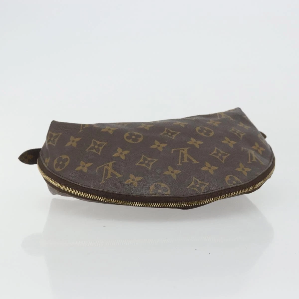 $620 2002 LOUIS VUITTON Monogram Trousse Demi Ronde TH0092