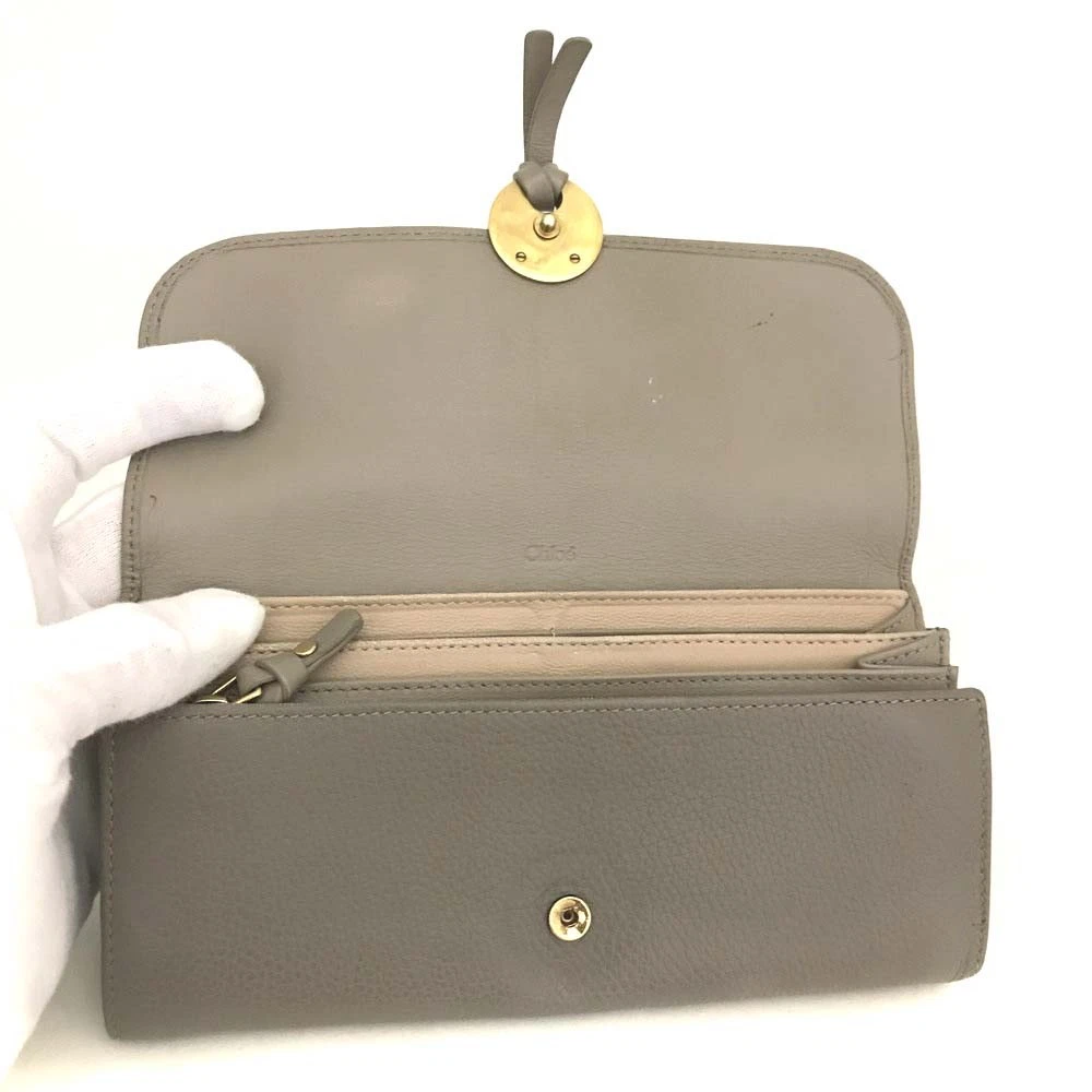 $525 Chloe Indy Long Flap Wallet Beige