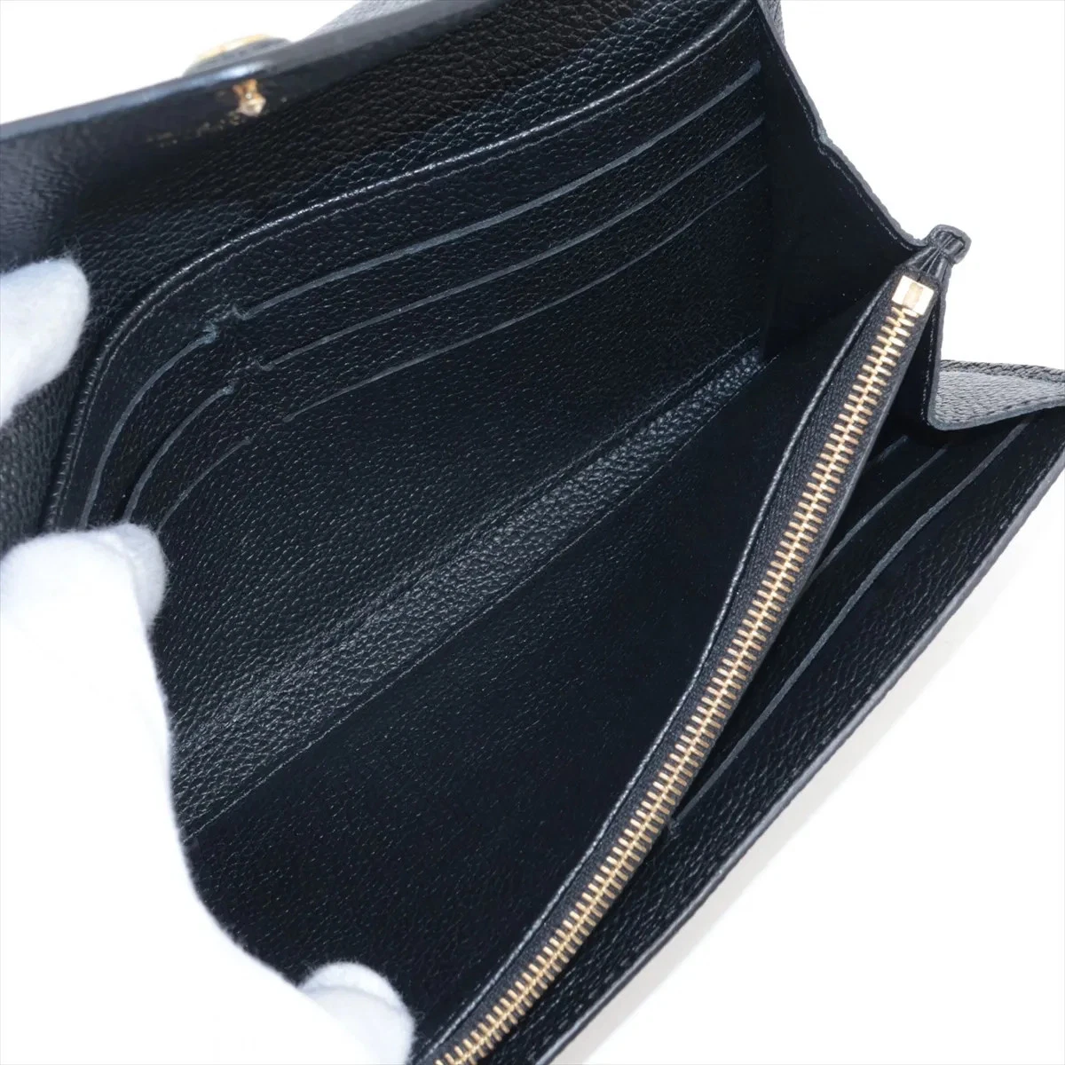 $1060 Louis Vuitton Empreinte Sarah Wallet NM Black