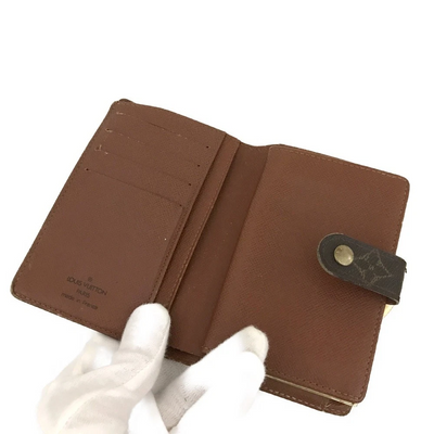 $750 2000 Louis Vuitton Monogram French Purse Wallet  TH1010