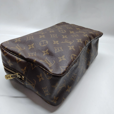 Louis Vuitton Cosmetic Pouch TrousseToilette 28 Brown Monogram 881TH