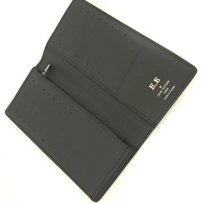 $810 2017 Louis Vuitton Taiga Brazza Wallet Black TA3197