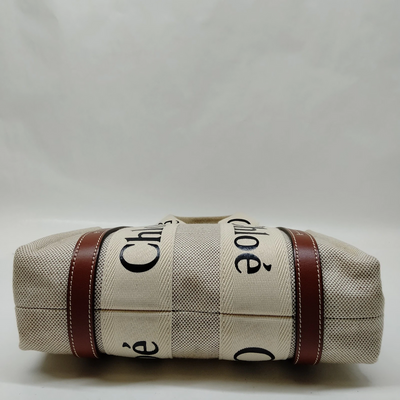 $1250 Chloe Canvas Small Woody Tote Bag Beige