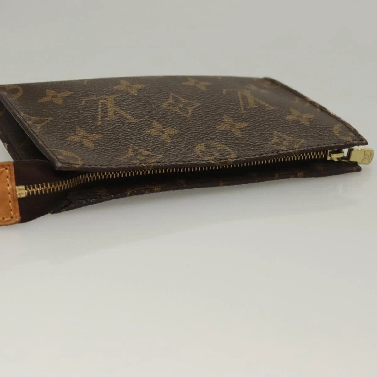 $490 1998 Louis Vuitton Monogram Bucket 23 Pouch AR0938
