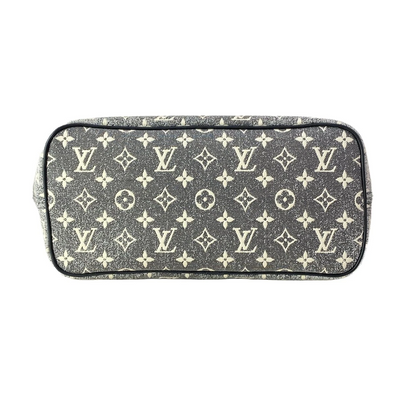 LOUIS VUITTON Neverfull MM M21465 Gray Monogram Jacquard Denim - Unconfirmed