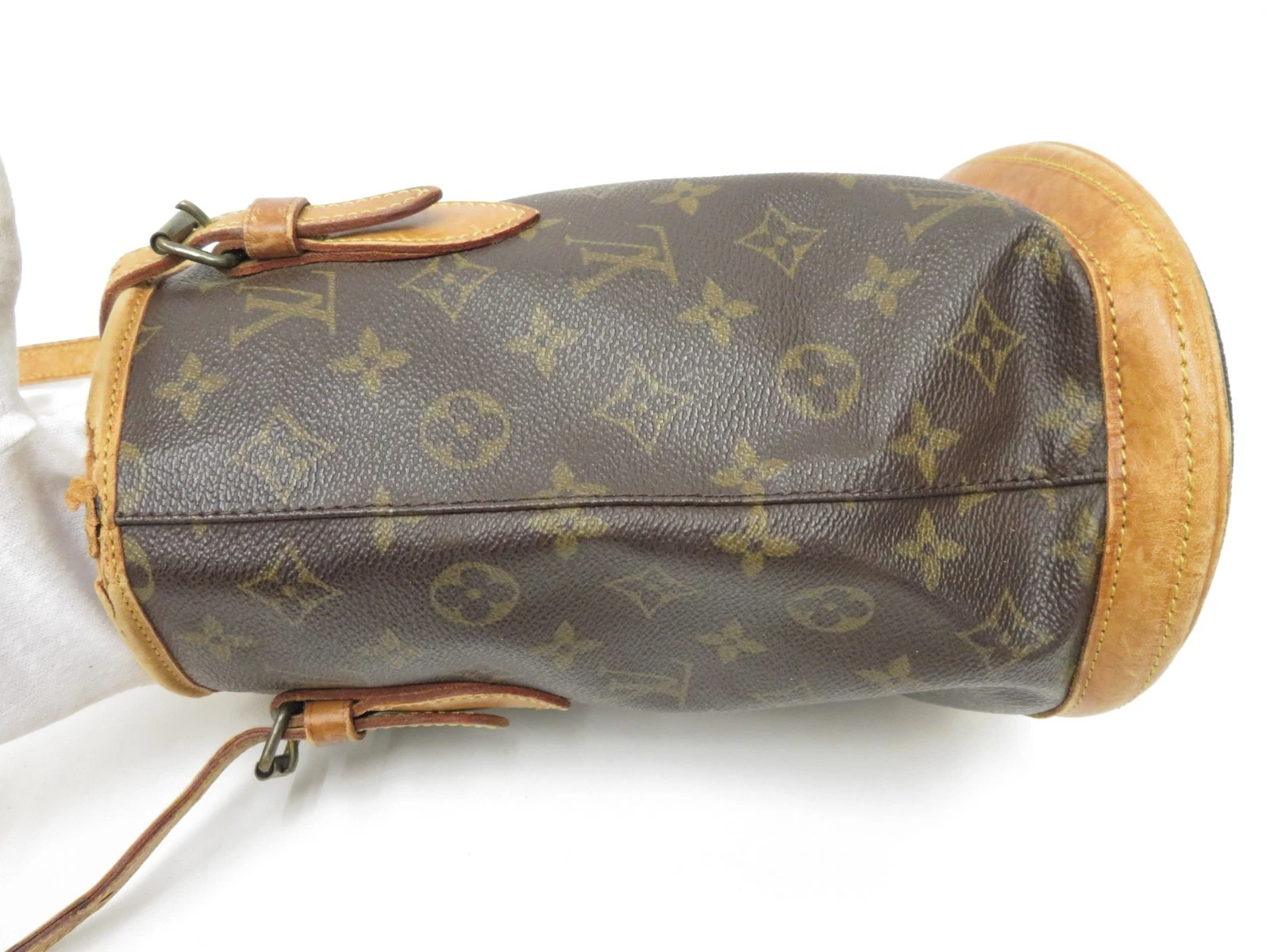 $1,620 1999 Louis Vuitton Monogram Bucket PM FL0999