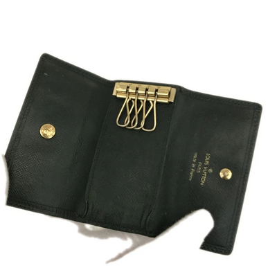 $355 1994 Louis Vuitton Dark Green Taiga Leather 4 Key Holder MI0954