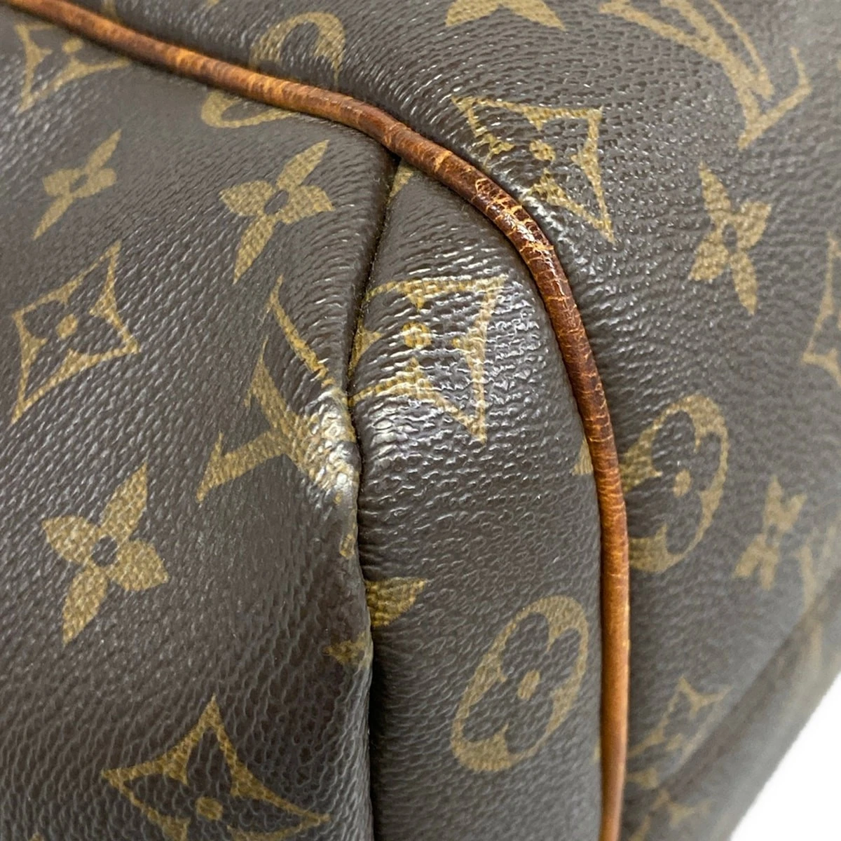 LOUIS VUITTON Totally MM Monogram M56689 Monogram MB4143 Shoulder Bag