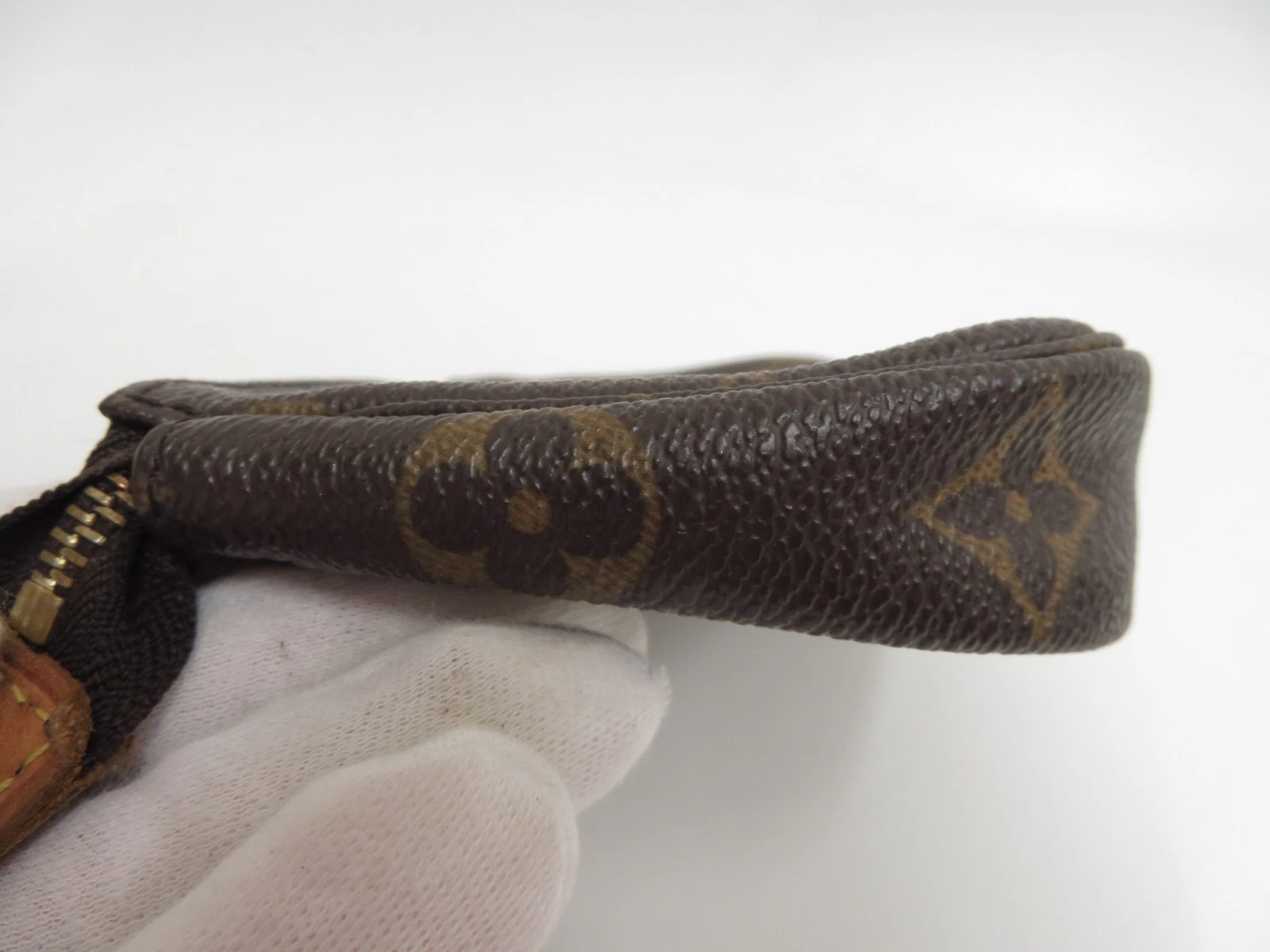 $845 2015 Louis Vuitton Monogram Mini Pochette Accessories SF2115