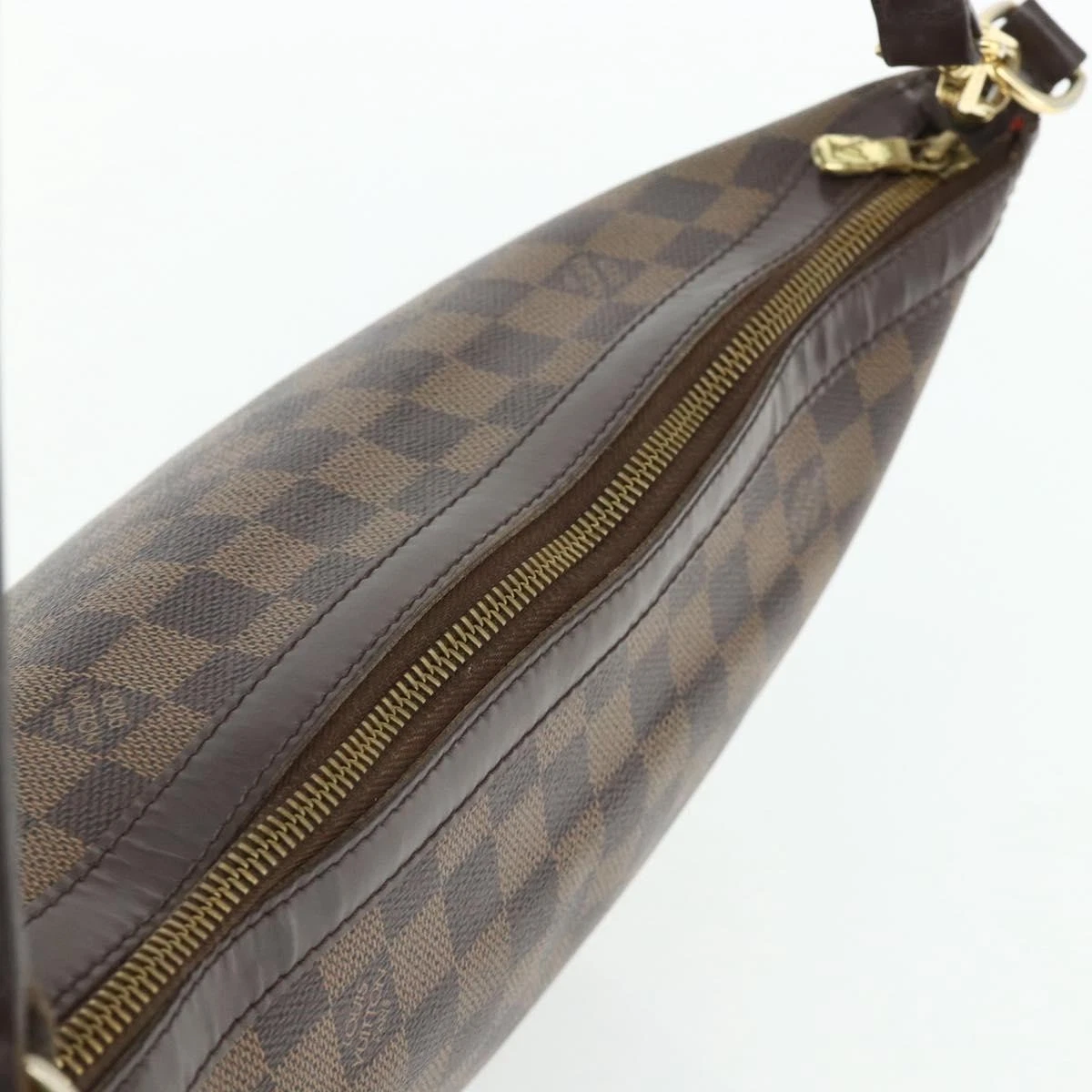 $1050 2005 LOUIS VUITTON Damier Ebene Illovo MM Shoulder Bag AR0065