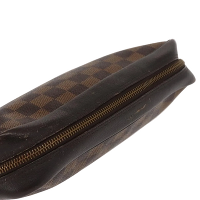 $1130 1998 LOUIS VUITTON Damier Ebene Toiletry Bag 25 CA0968