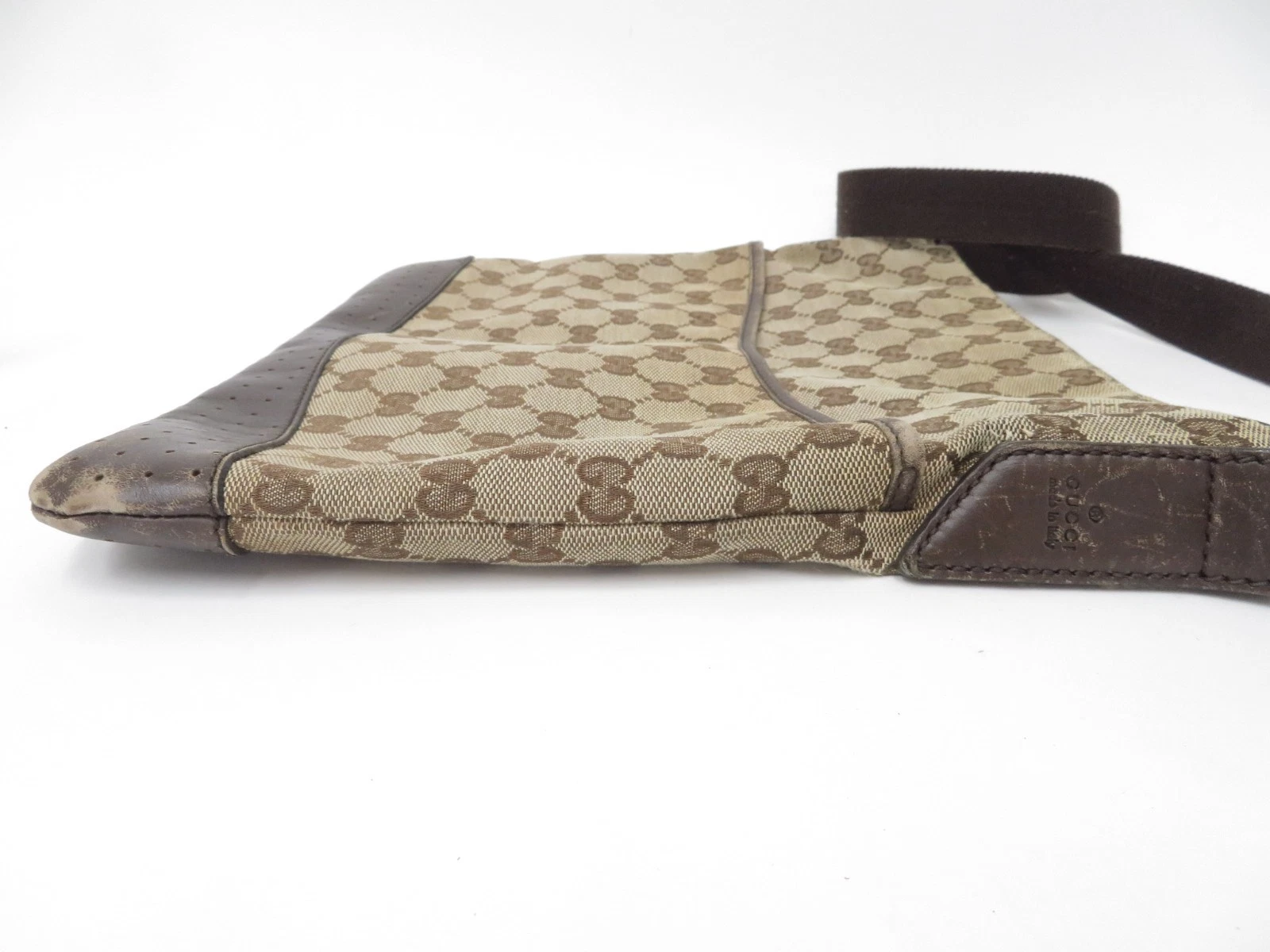 $950 2010 Gucci GG Canvas Shoulder Messenger Bag 181092-204991
