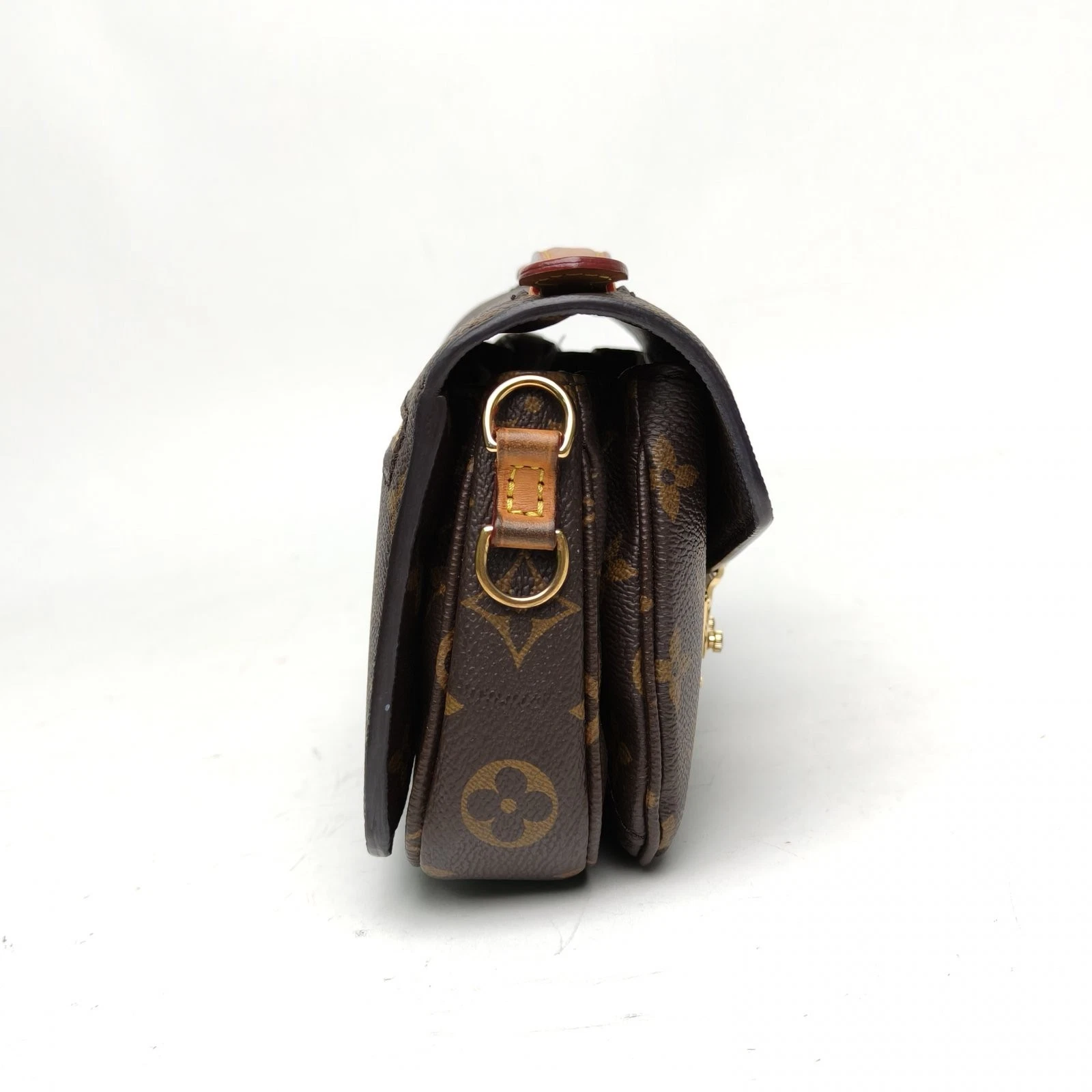 $3350 RFID Louis Vuitton Monogram Pochette Metis East West
