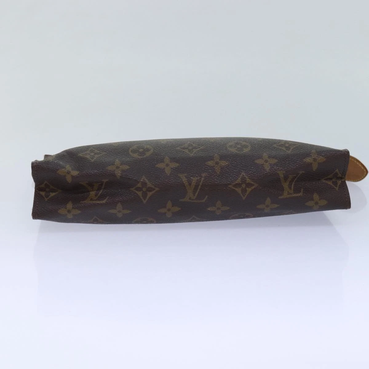 $760 1987 LOUIS VUITTON Monogram Toiletry Pouch 26 872AN