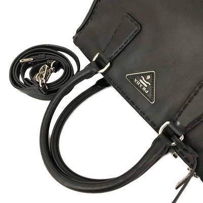$2480 Prada Leather 2way Shoulder Bag