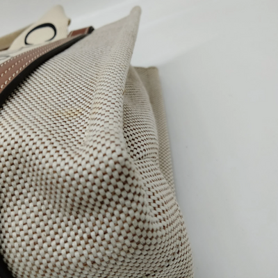 $1250 Chloe Canvas Small Woody Tote Bag Beige