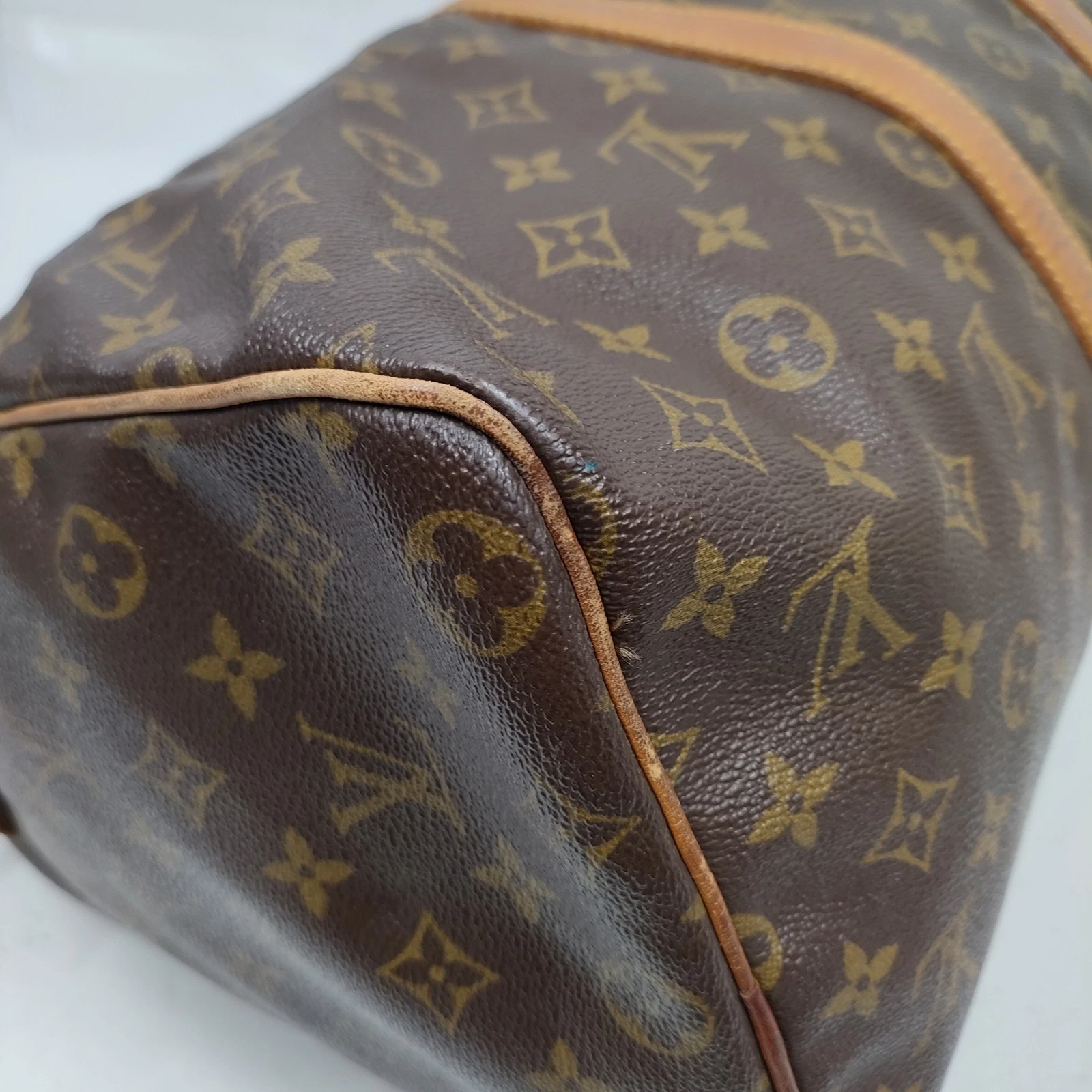 $1440 1982 Louis Vuitton Monogram Keepall 45 SA822