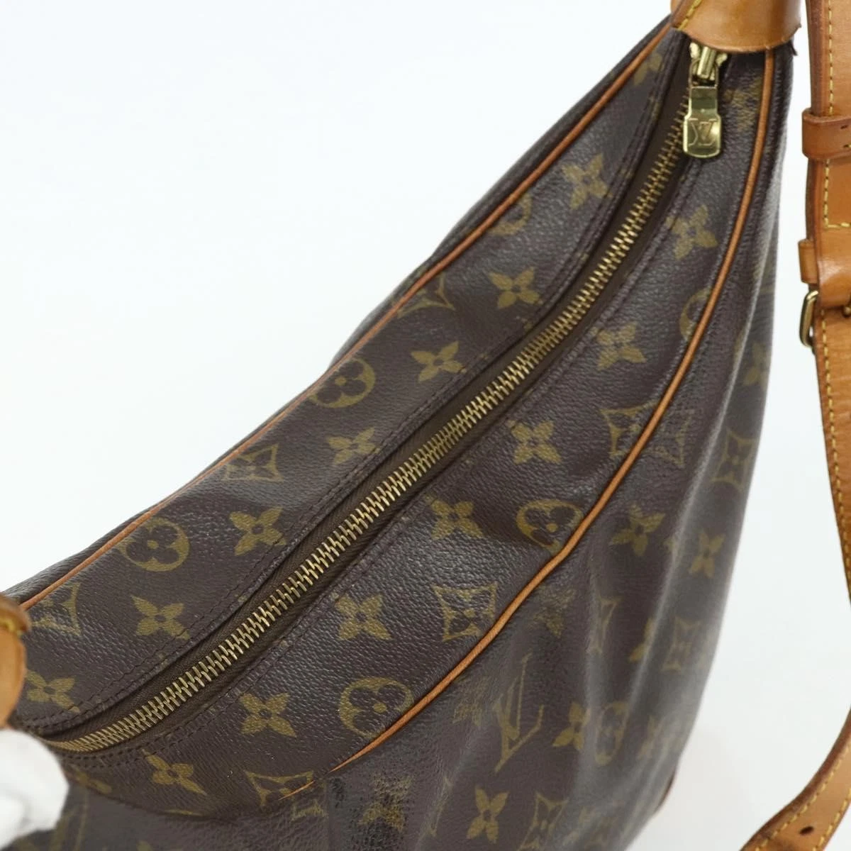 $1,450 1995 Louis Vuitton Monogram Boulogne 35 Shoulder Bag AS0995