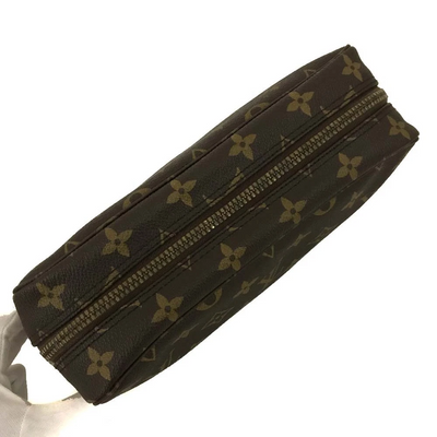 $600 Louis Vuitton Monogram Trousse Toilette 23 Cosmetics Pouch