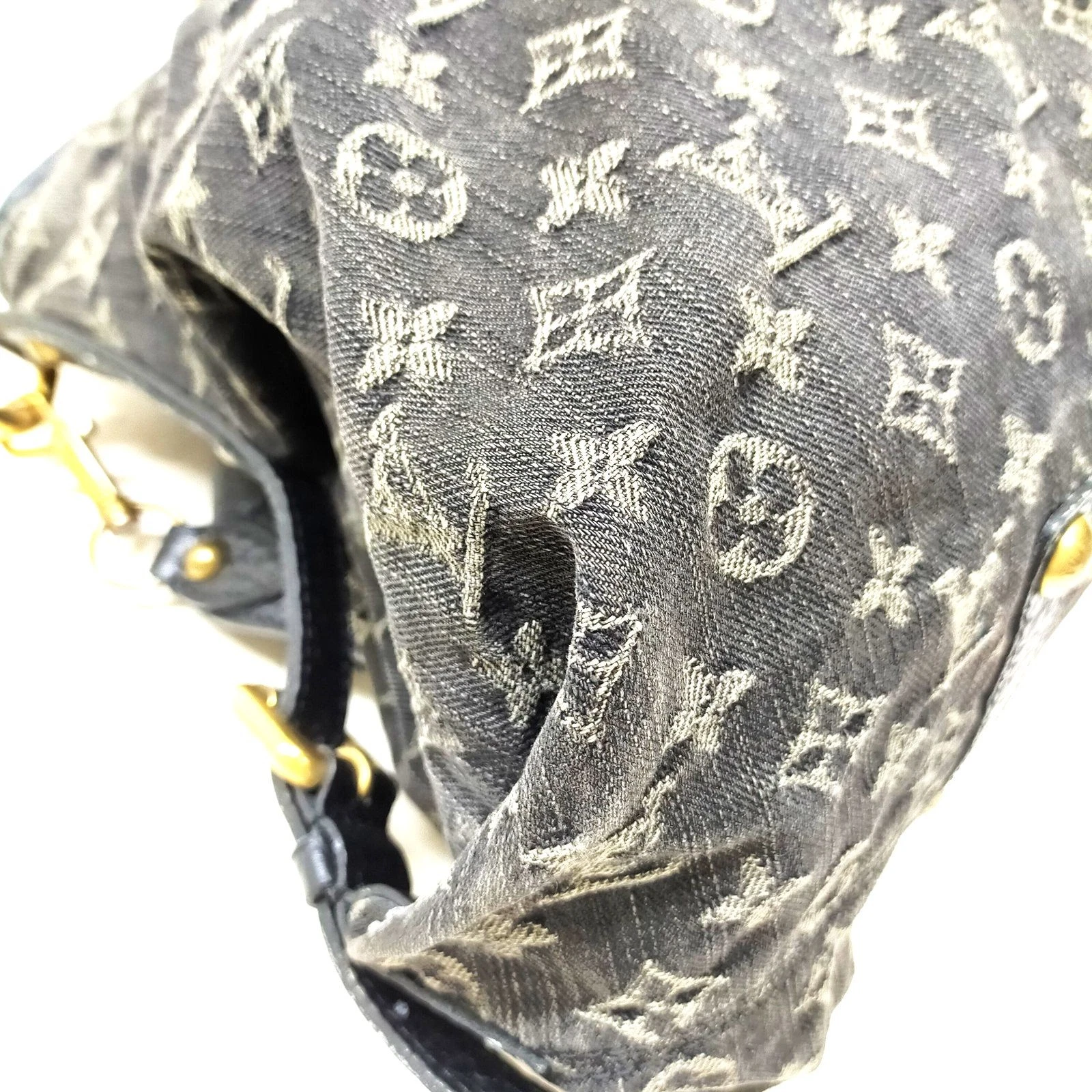 $1965 2007-2009  Louis Vuitton Denim Neo Cabby MM Black