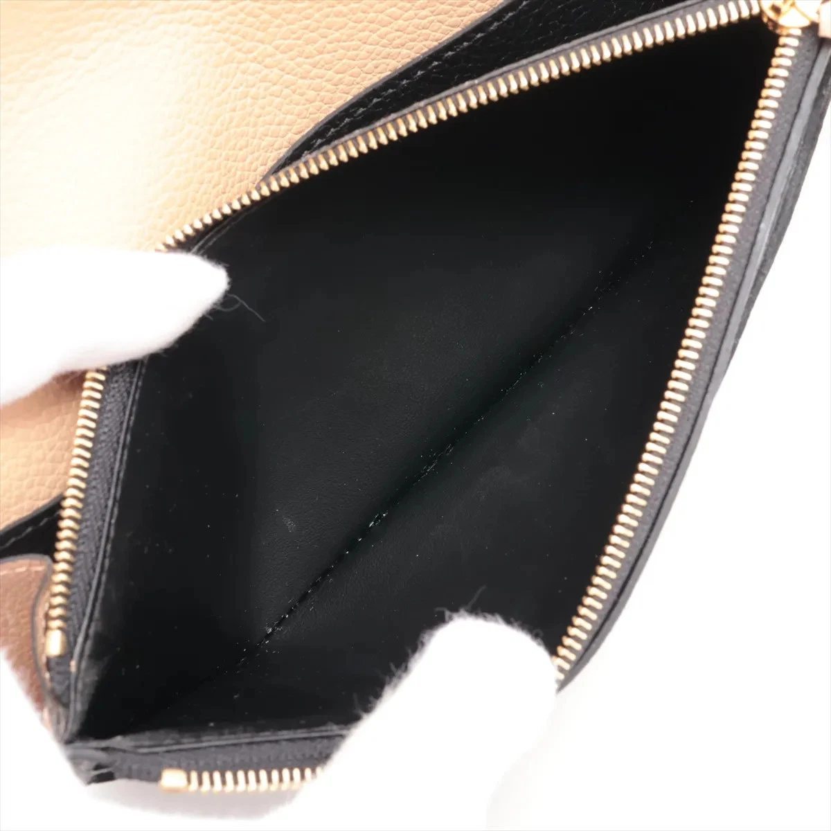 $775 RFID Louis Vuitton Empreinte Emilie Wallet Black Dune