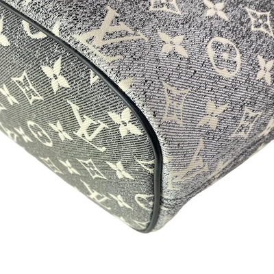 LOUIS VUITTON Neverfull MM M21465 Gray Monogram Jacquard Denim - Unconfirmed