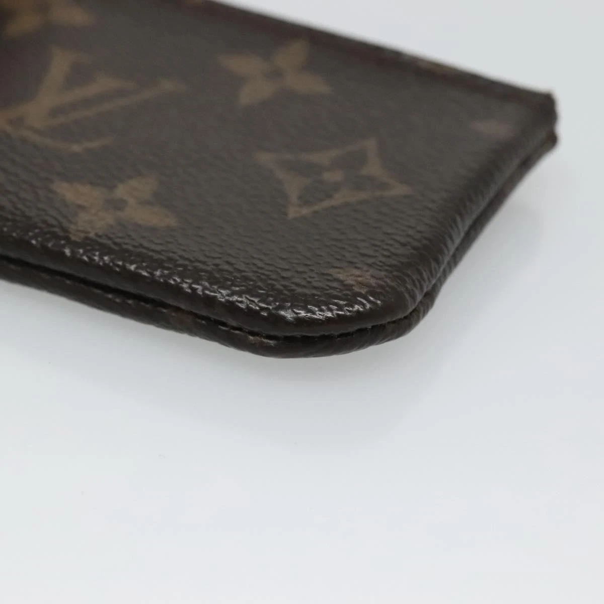 $355 LOUIS VUITTON Monogram Key Pouch Spain