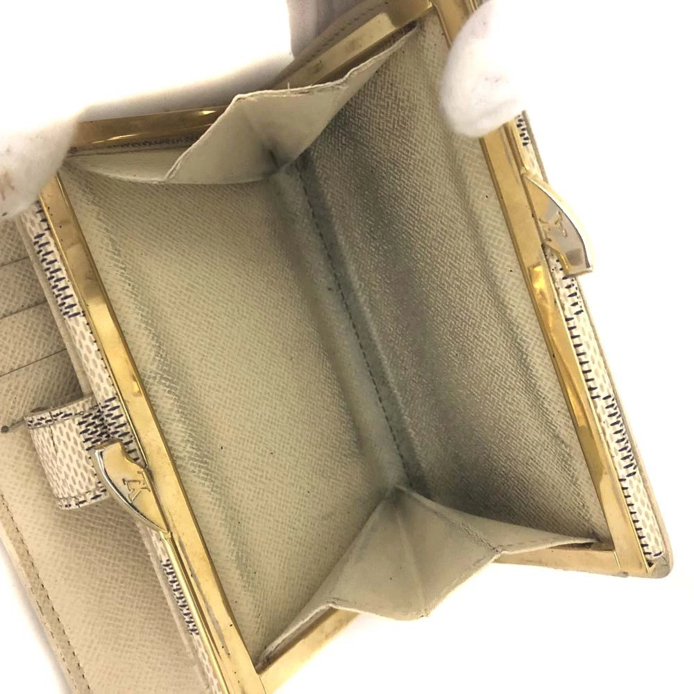 $735 2007 Louis Vuitton Damier Azur French Kisslock Wallet MI4027