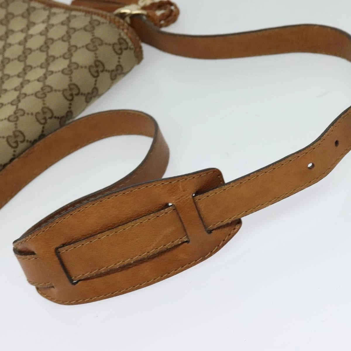 $1890 GUCCI Marrakech Messenger Bag GG Canvas Medium